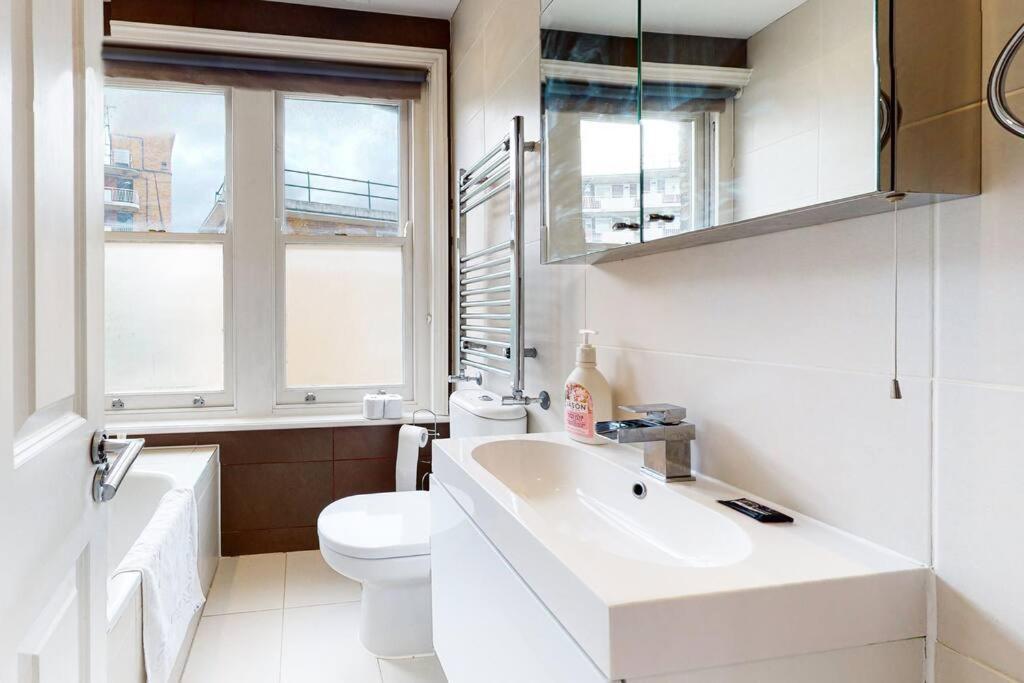 Superb 1bed Flat In Camden Town 3min Tube Station London