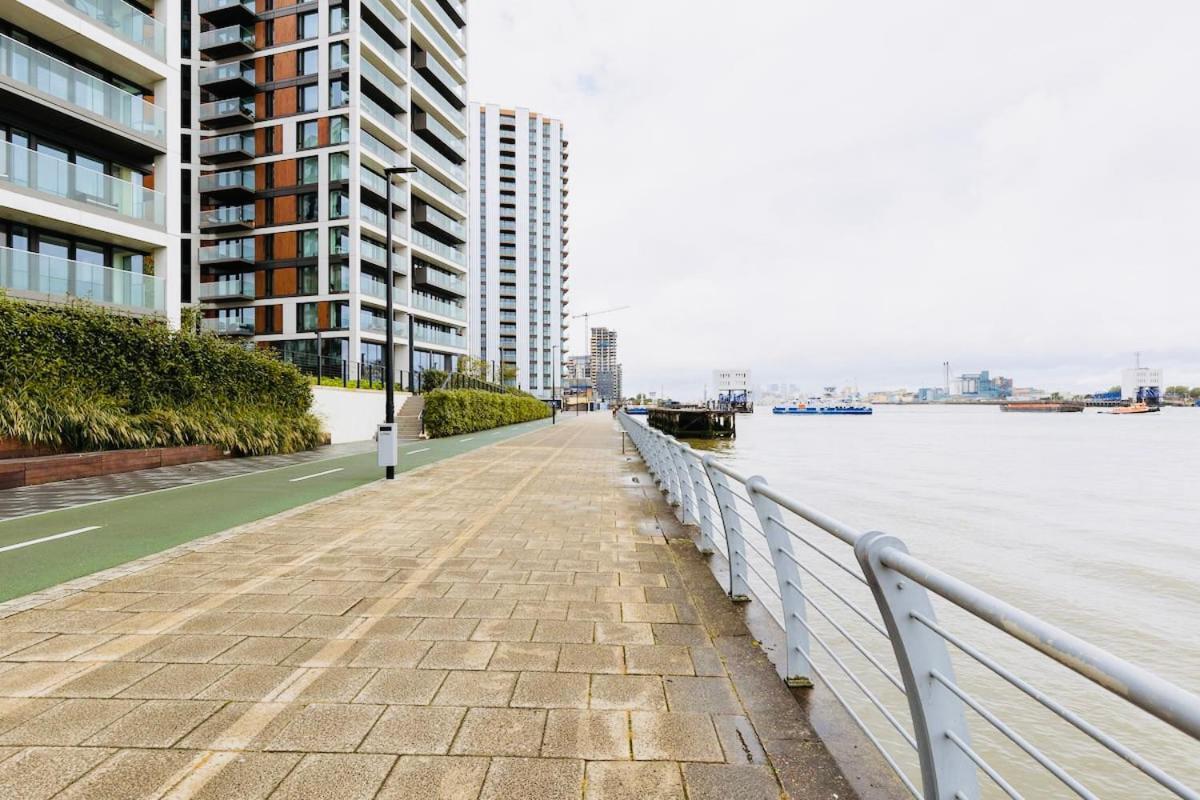Leilighet Executive Waterfront Split Penthouse London