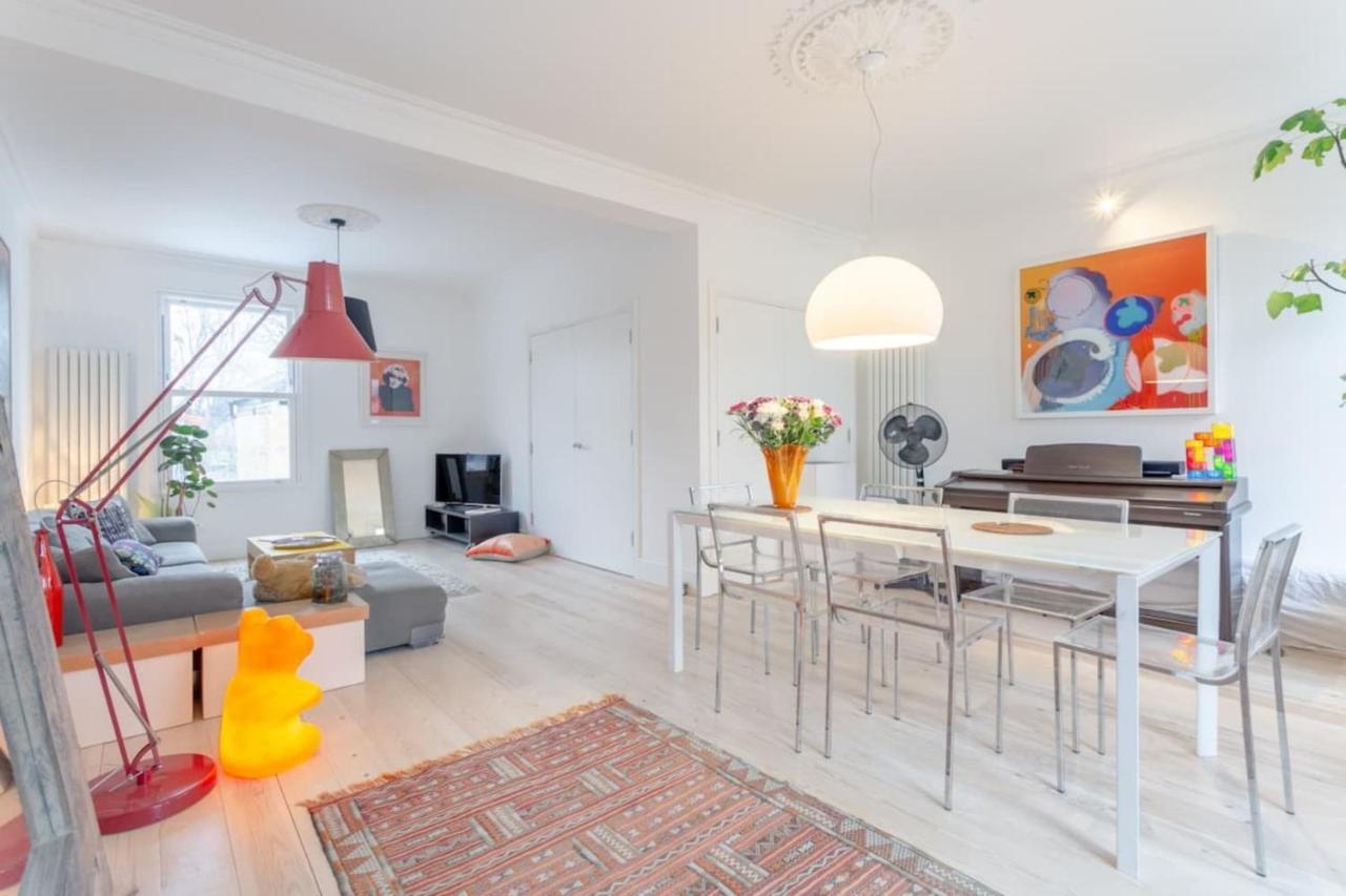 Apartment Stylish 2 Bedroom In London