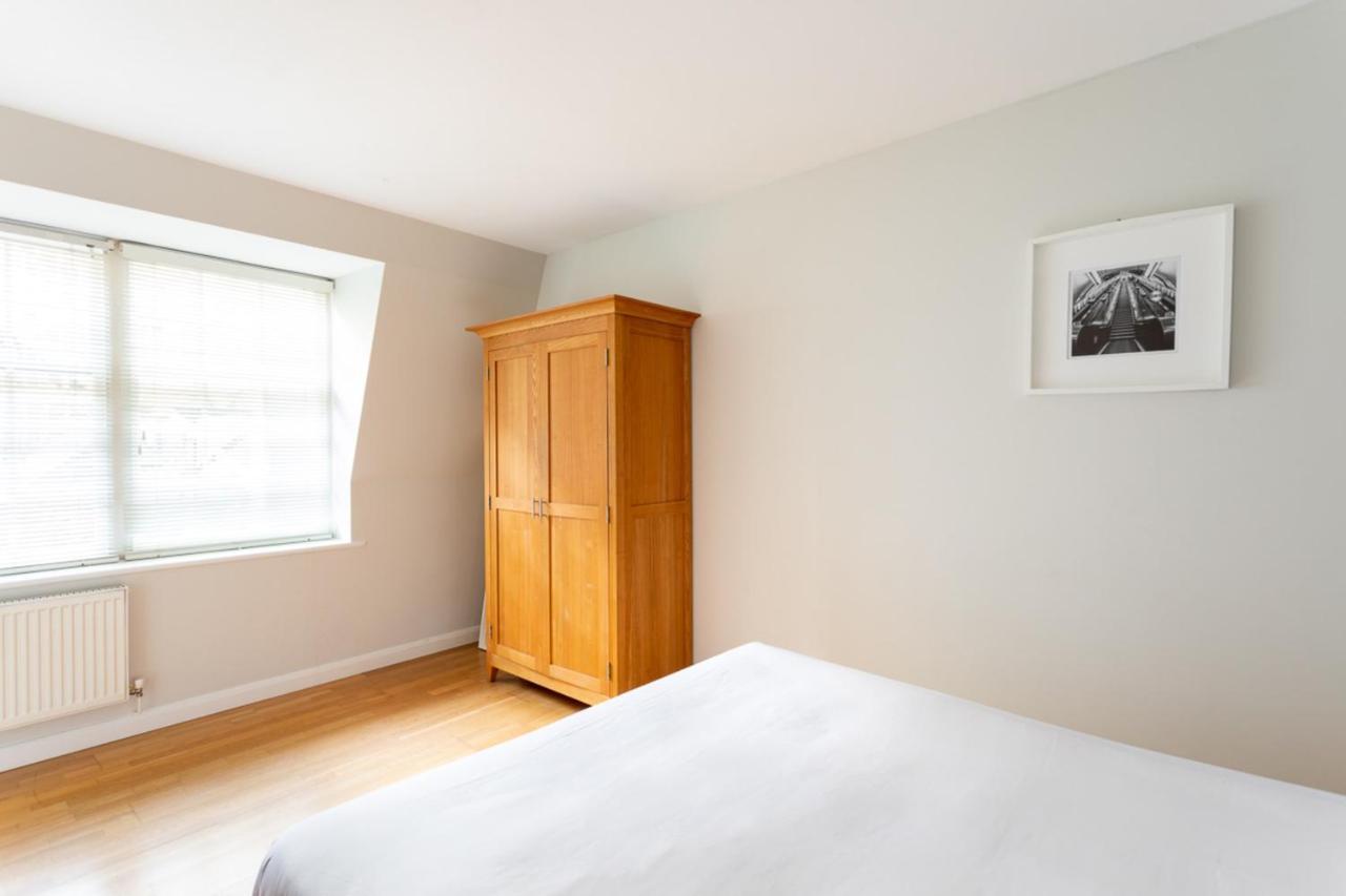 Groveland Court 1 Leilighet