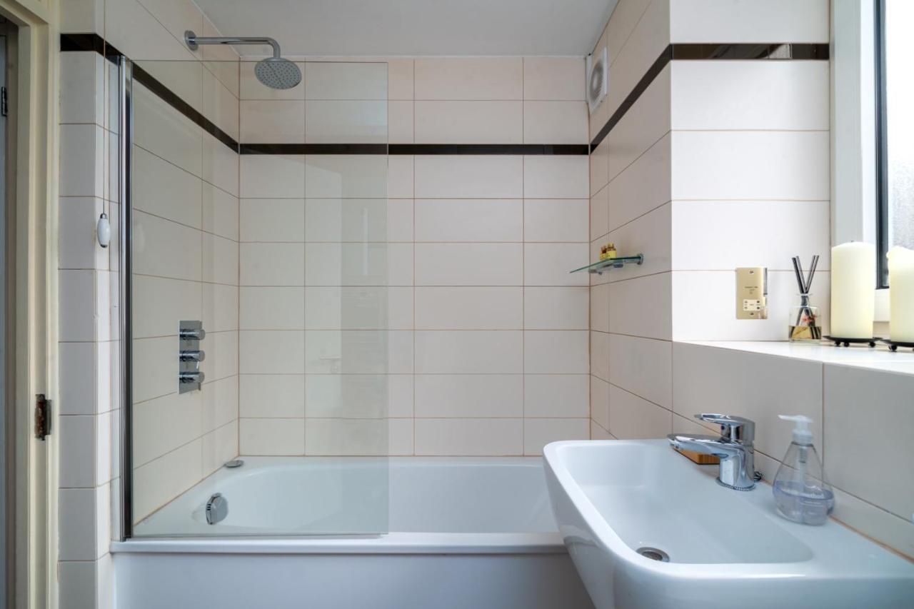 Guestready - Bright & Tranquil Putney Flat Sleeps Up To 3 Leilighet London