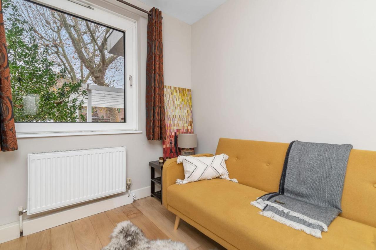 Leilighet Guestready - Bright & Tranquil Putney Flat Sleeps Up To 3 London