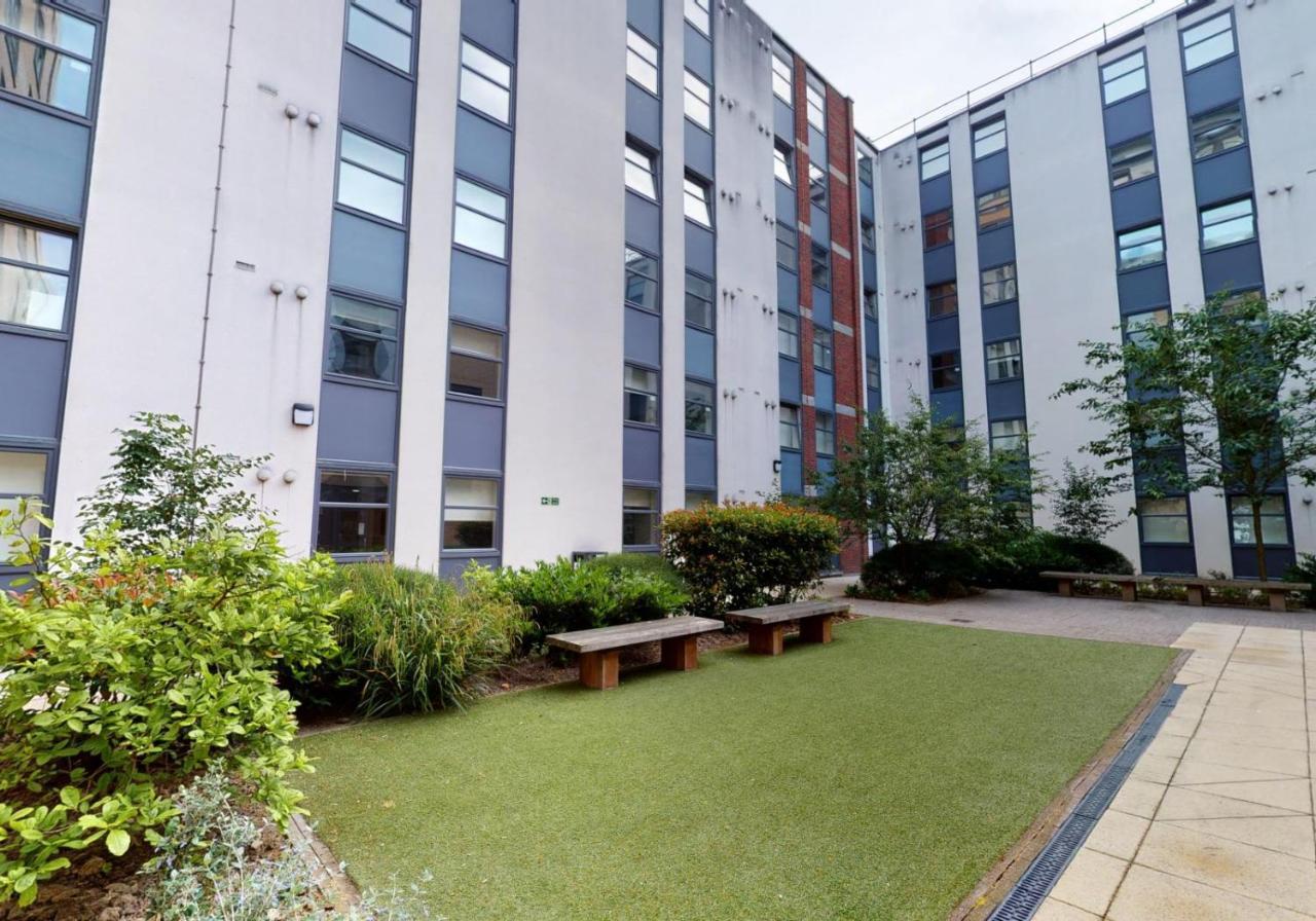 Private Bedrooms With Shared Kitchen And At Iq Tufnell House In * Londres