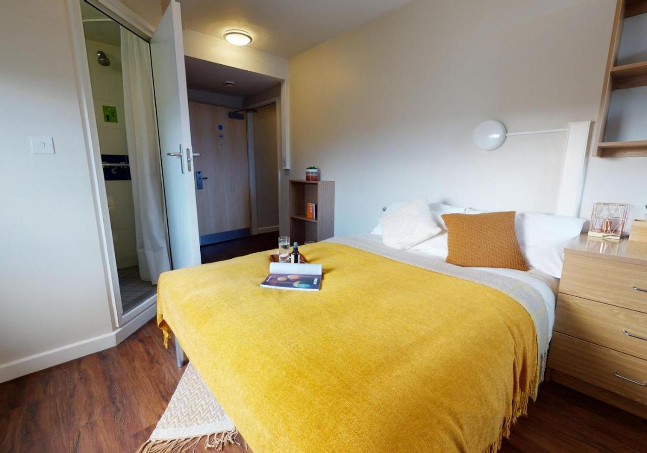 Private Bedrooms With Shared Kitchen And At Iq Tufnell House In * Londres