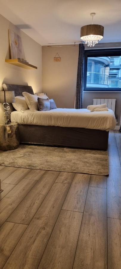 Apartment Canary Wharf, E14 9ne *
