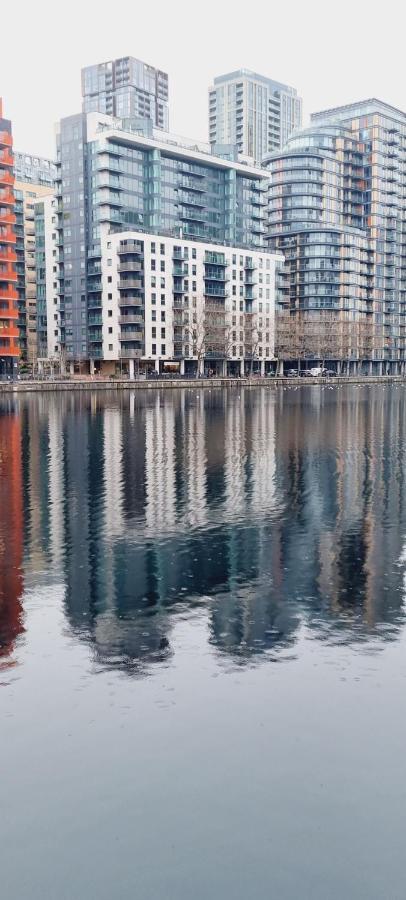 Canary Wharf, E14 9ne Apartment
