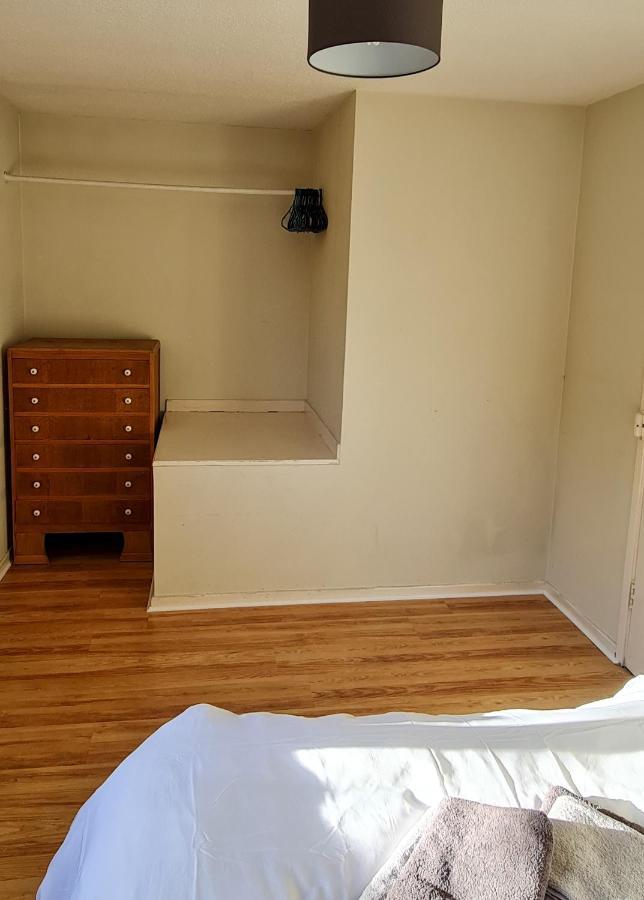 Sw19 - Quiet Split-level 2-bedroom Maisonette With Garden Appartement *