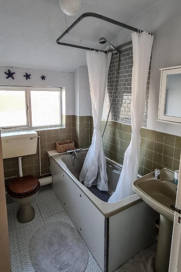 Leilighet Sw19 - Quiet Split-level 2-bedroom Maisonette With Garden London