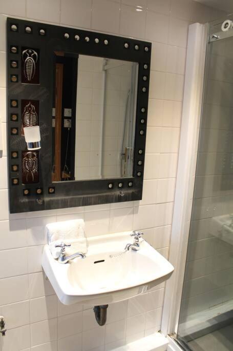 Artistic And Soulful Carnaby Street Movie Pad Leilighet *