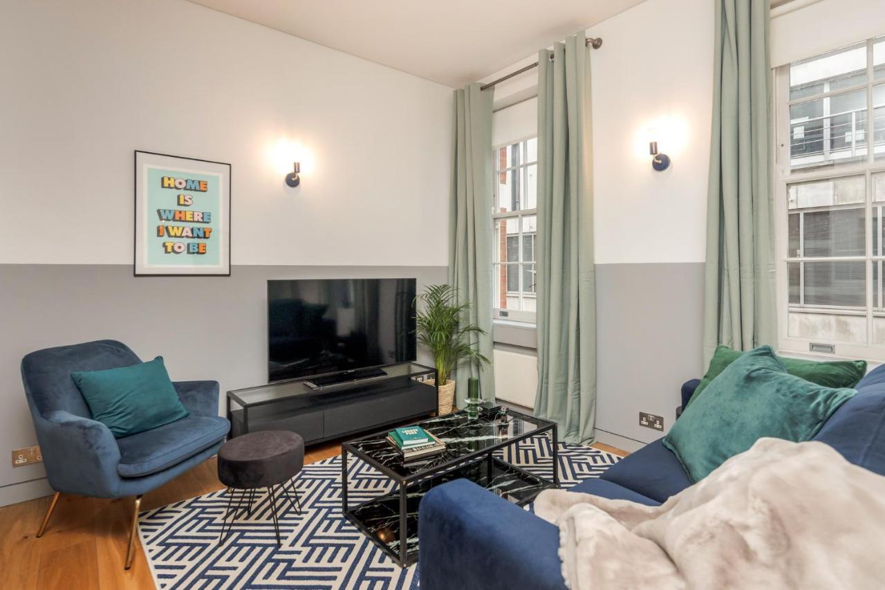 Kula - Holborn Apartment *