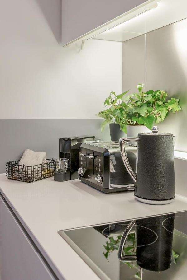 Kula - Holborn Apartment London