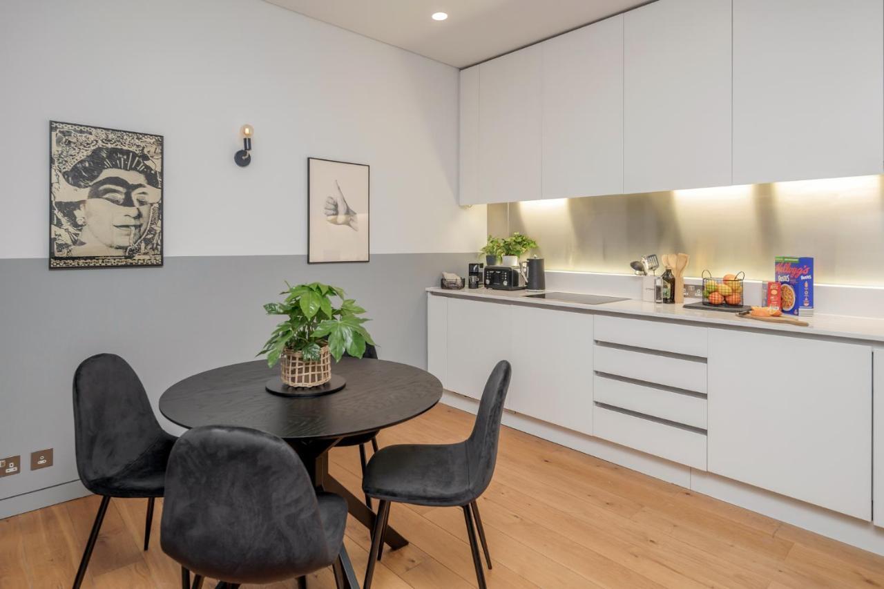 Kula - Holborn Apartment *