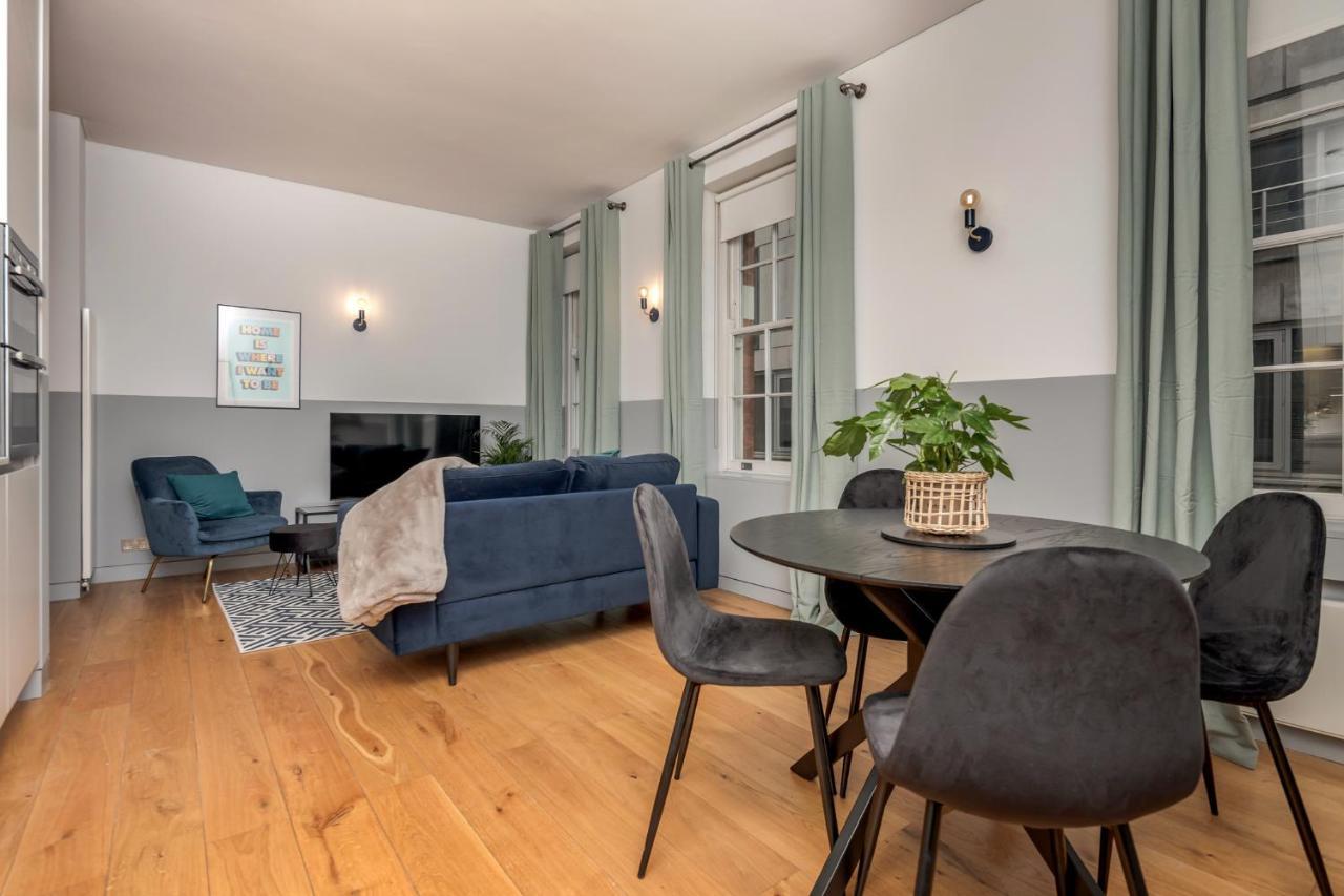 Kula - Holborn Apartment