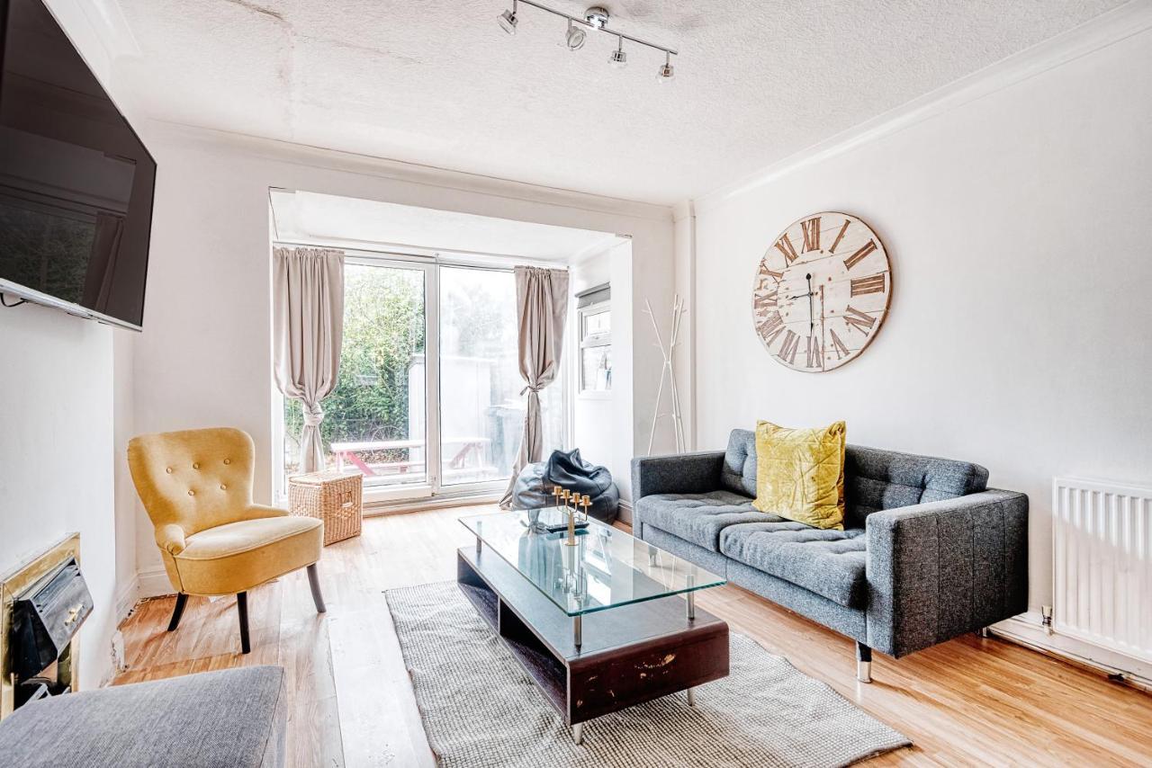 Spacius 3 Bedroom Garden House