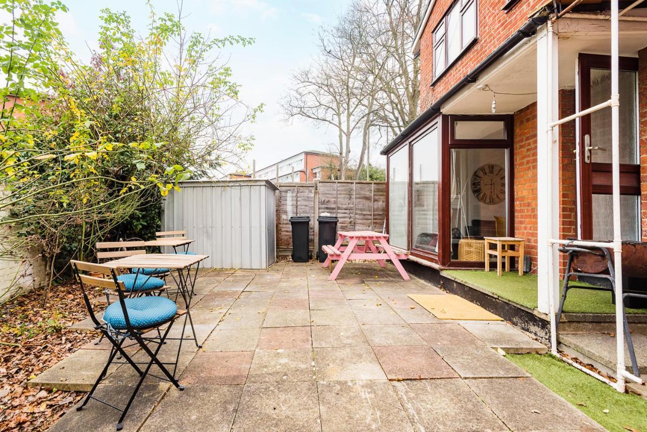 Apartment Spacius 3 Bedroom Garden House London