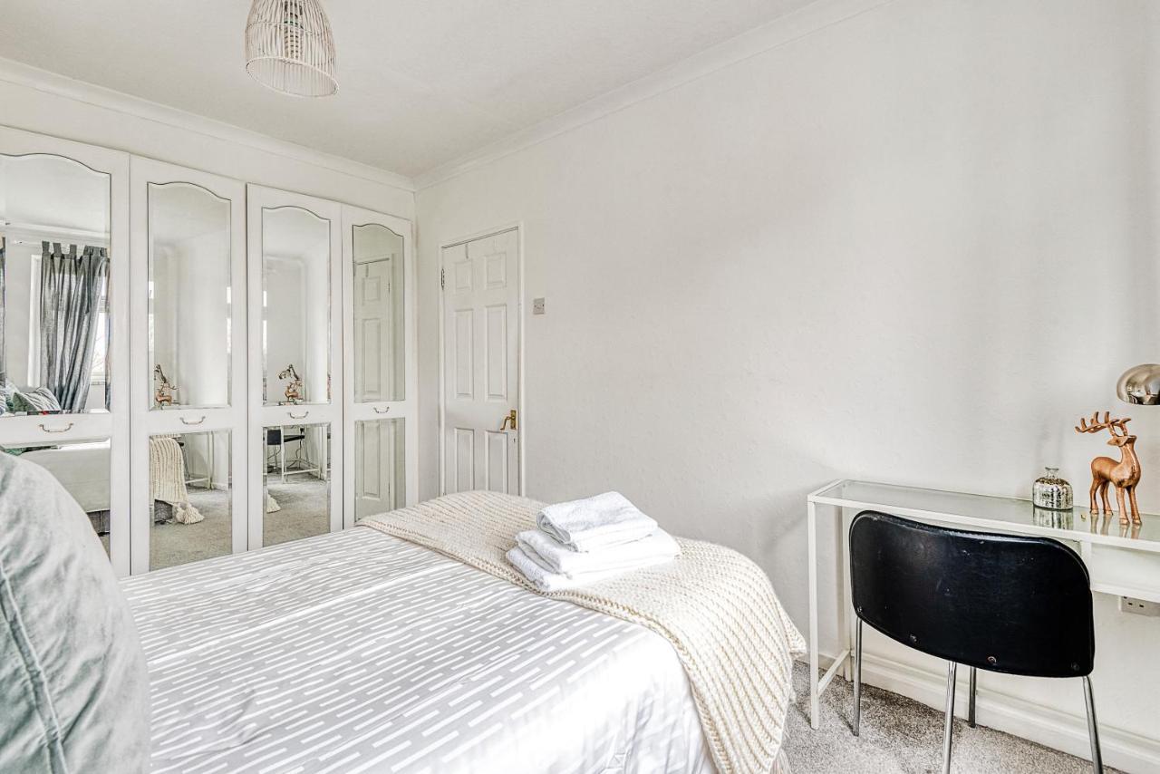 Spacius 3 Bedroom Garden House Apartamento