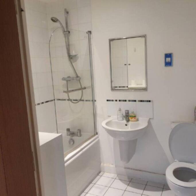 Lovely Waterfront Flat Canary Wharf Excel Centre * Londres
