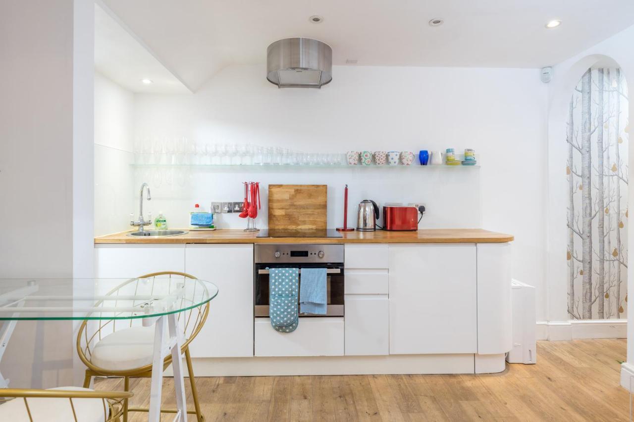 Stylish Flat With Private Yard In Shepherd Bush Apartamento *
