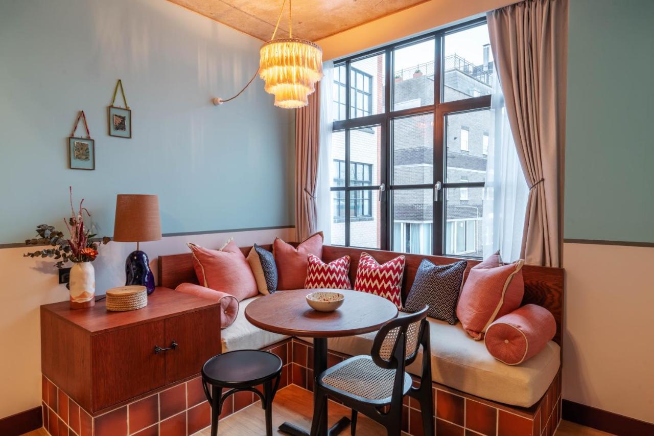 Room2 Chiswick Hometel 4* Londen
