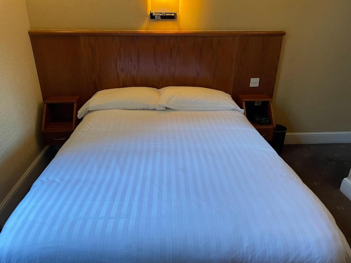 Orchard Hotel