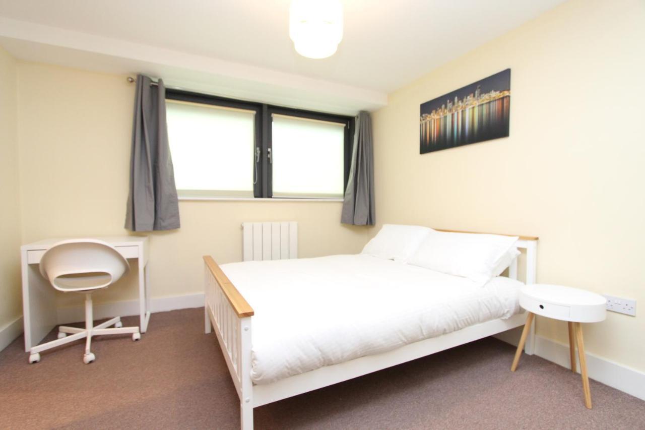 Leilighet Lovely 2-bedroom In Docklands, E14 *