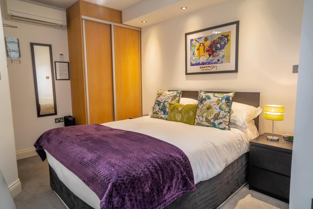 Apartment Nell Gwynn House London