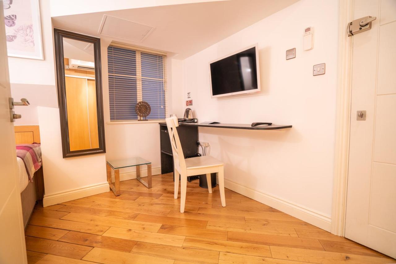 Apartment Nell Gwynn House