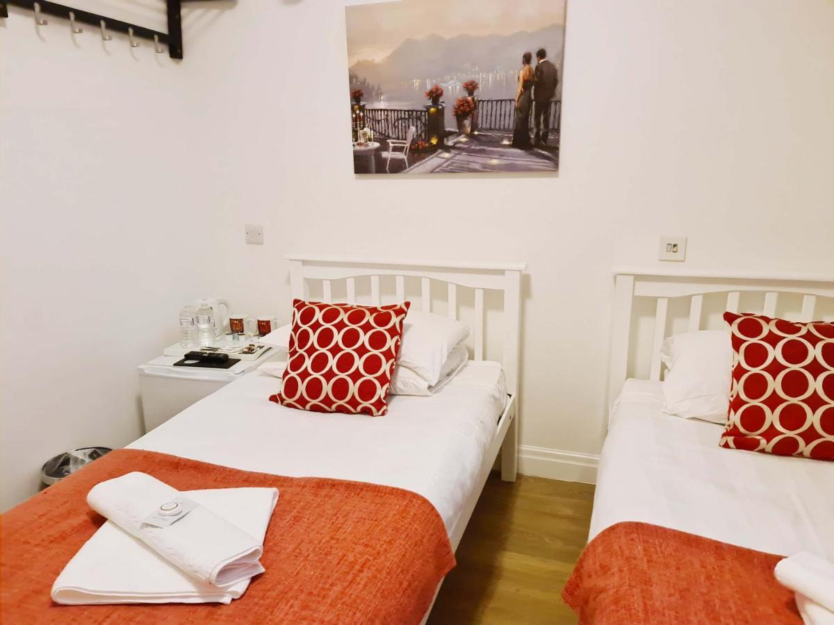 City London Hotel Hotell