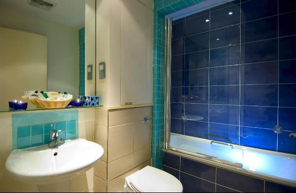 Oakwood Bow Lane Hotel