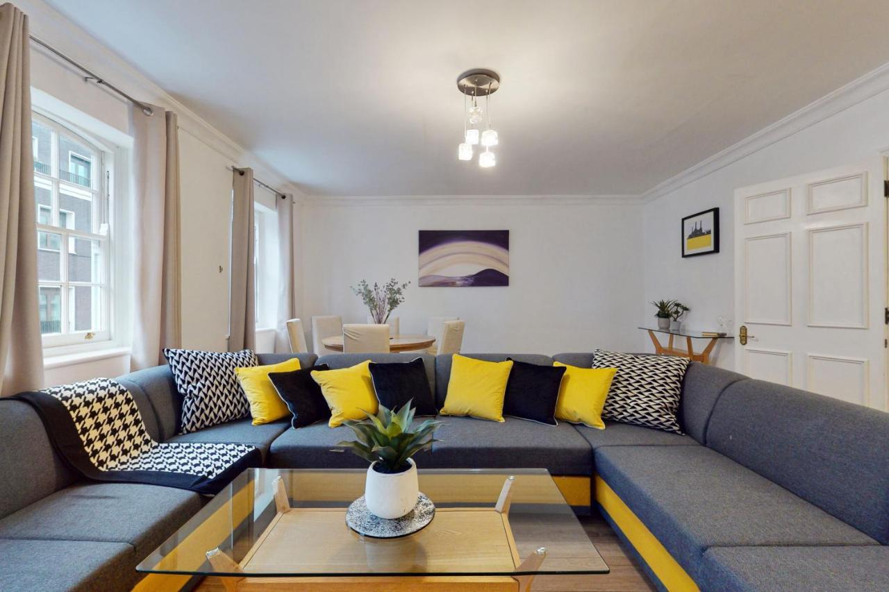 Park Lane - Clarges Street Apartment
