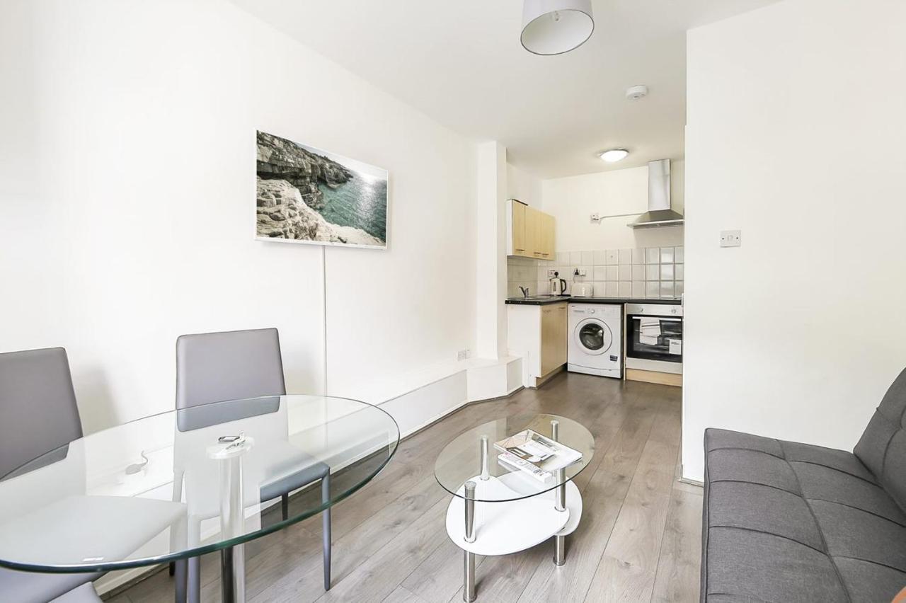 Leilighet Finsbury Park Station Apartment! *