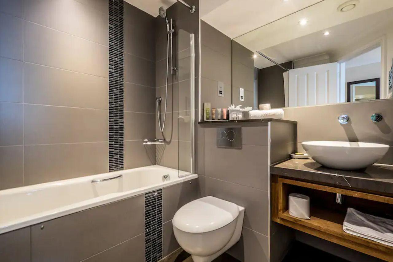 Rose And Crown Hotel 3* London