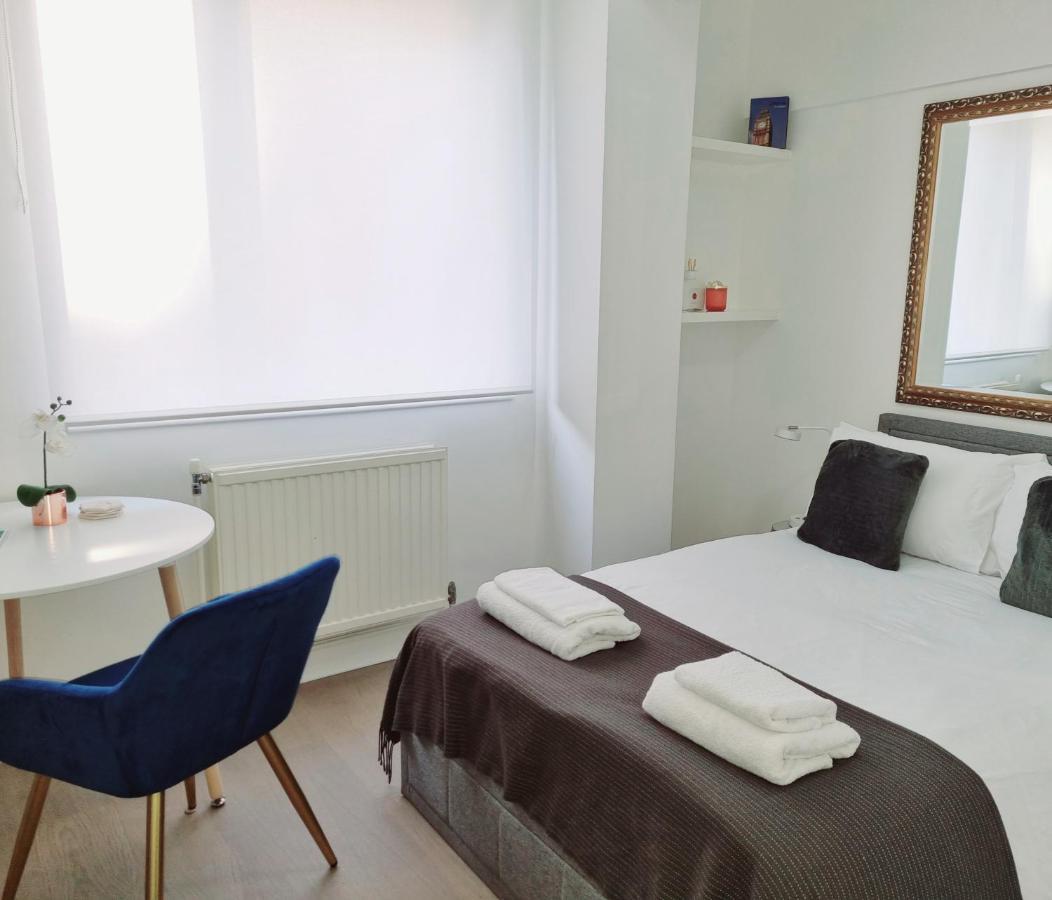 Cosy Studio In The Heart Of Chelsea London