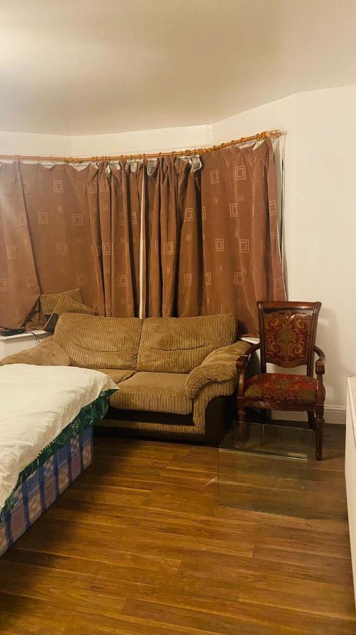 Double Room London Wembley For Rent Londen