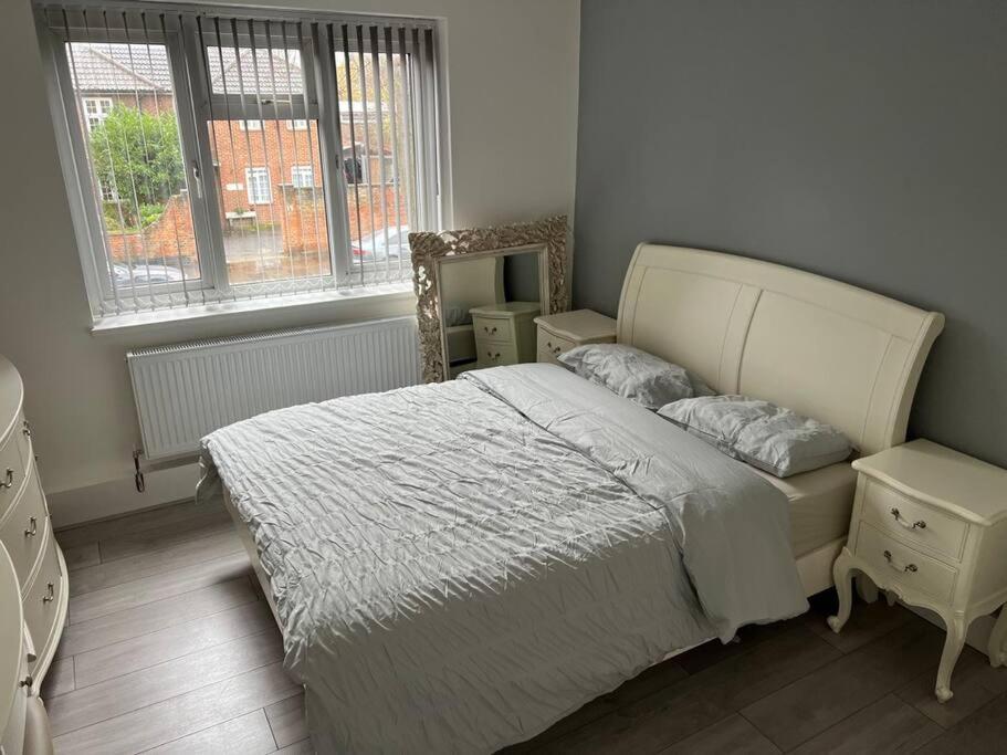 Lovely 3 Bedroom In Notting Hill
