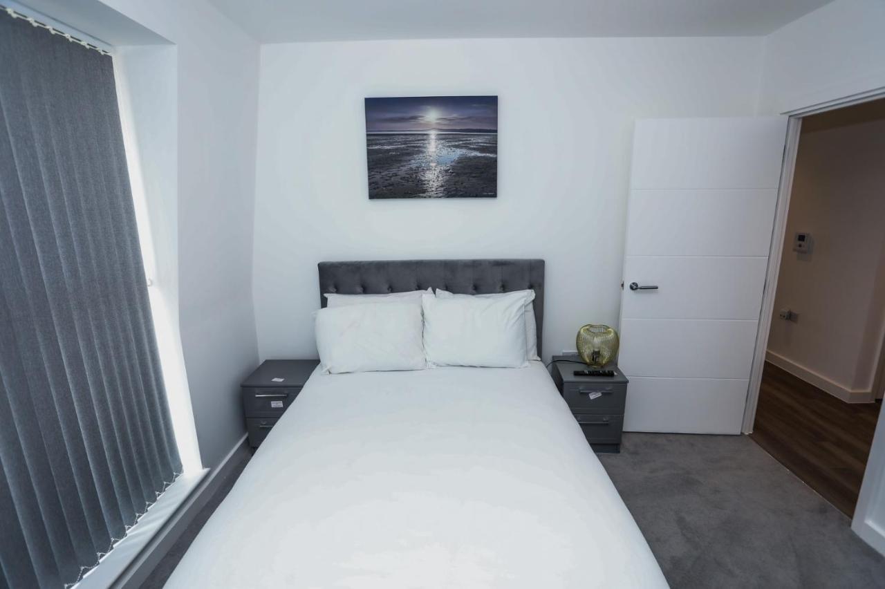 Apartment Lovely 2 Bed With Parking