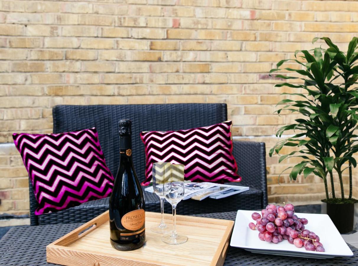 Explore The Exquisite West-end From A Harrods Family And Couple Appartement