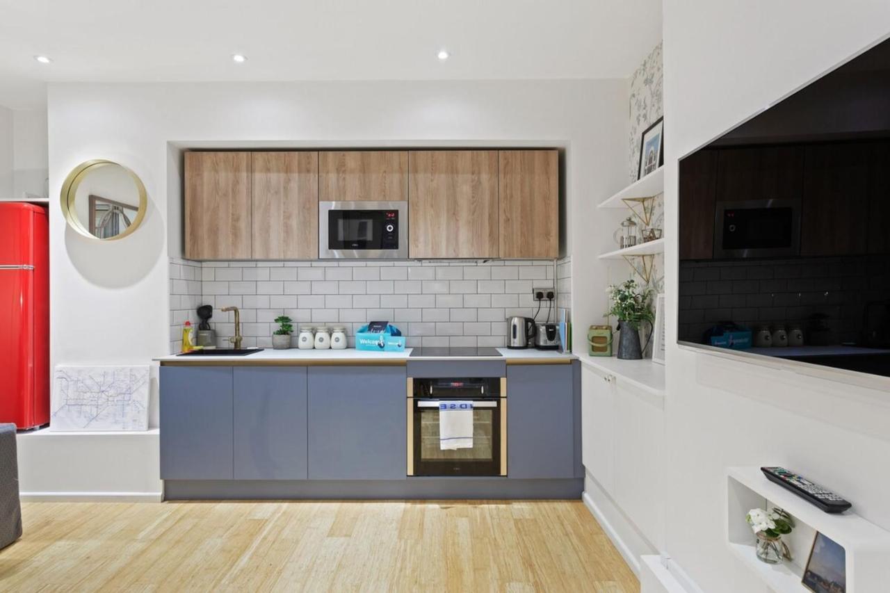 Trendy 1 Bedroom In The Heart Of *