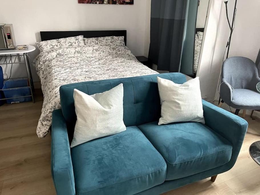 Flat Finchley Rd Nw11 * London
