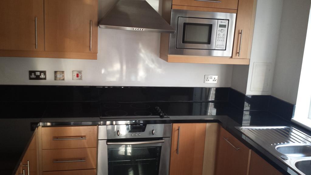 Apartment Ascot Deluxe Apartments - Canary Wharf London