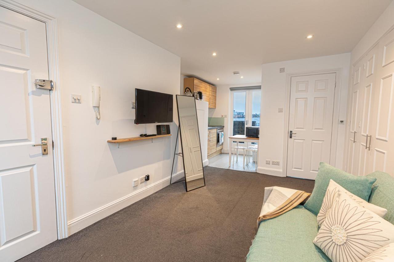 Apartamento Modern Studio Flat With Balcony On The King's Road In Chelsea,
