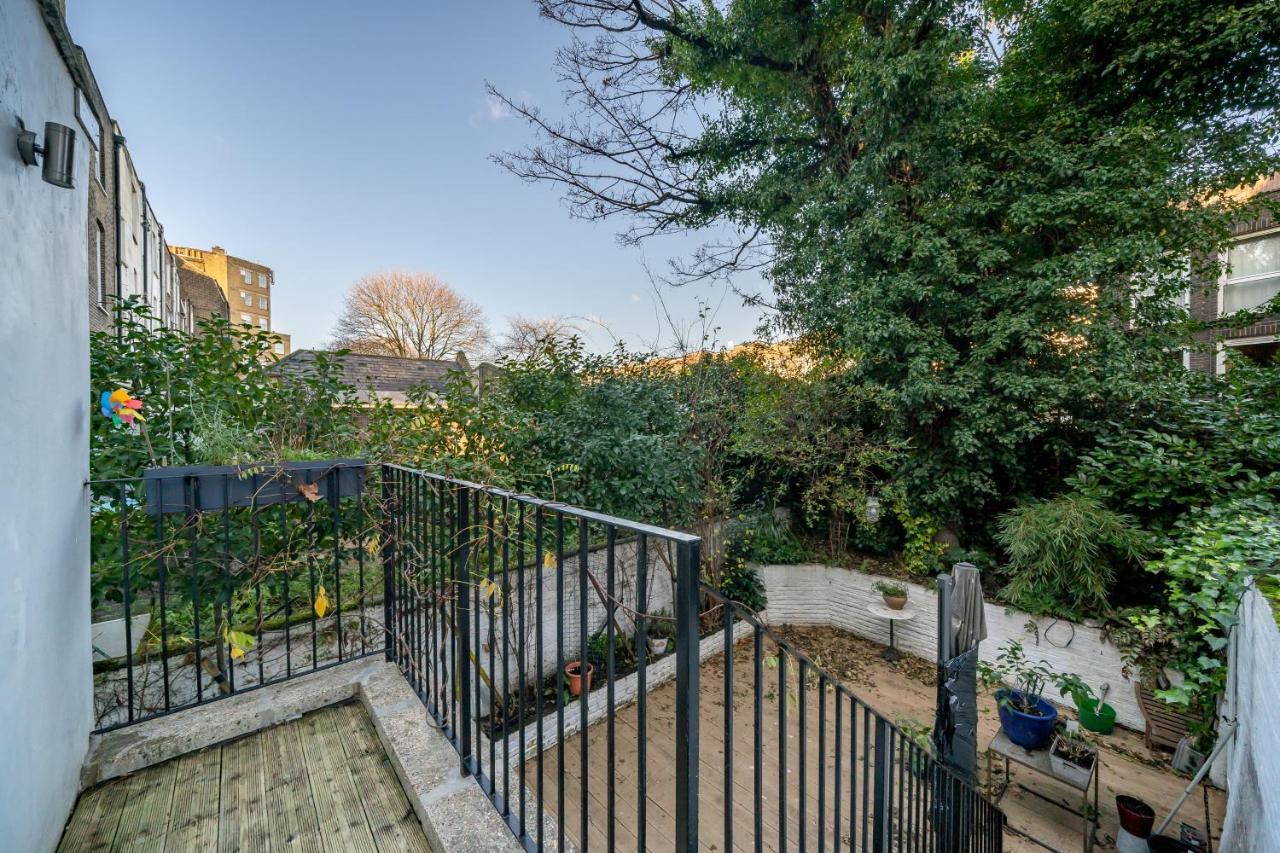 Leilighet Sleek Flat With Communal Courtyard London