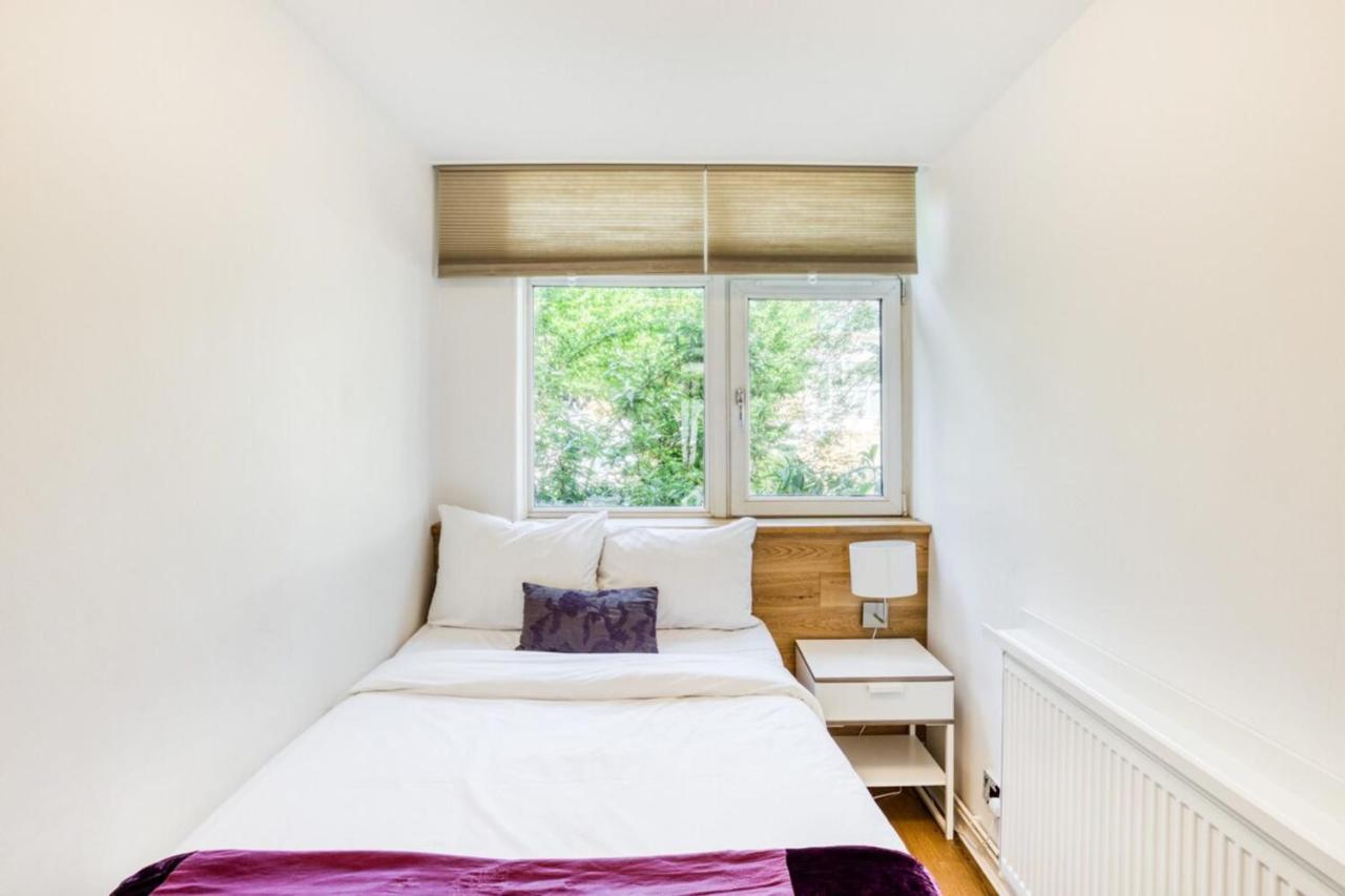 Homely 4 Bedroom House In Brixton Apartment London