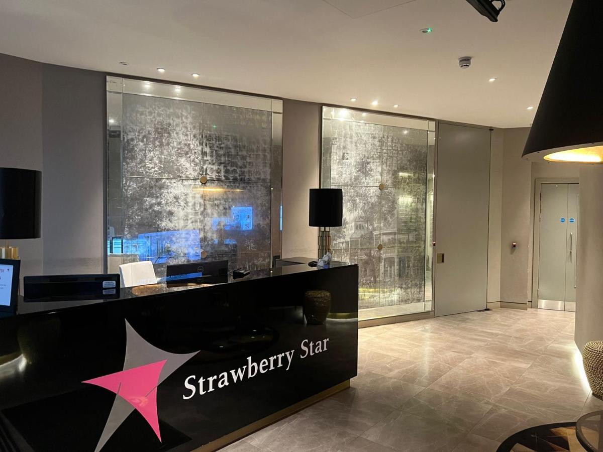 Luxury 2 Bed Flat Close To Victoria Station Apartment London