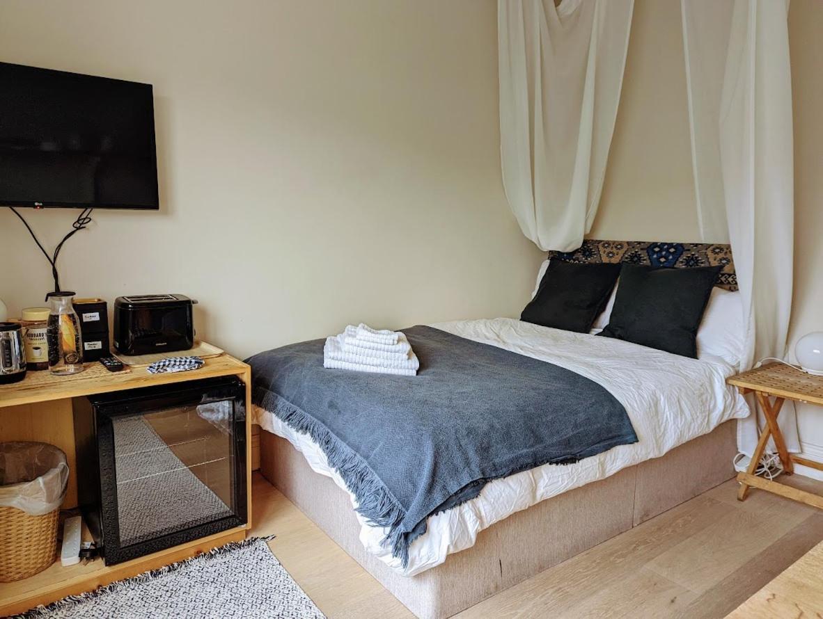 Brookview 3*