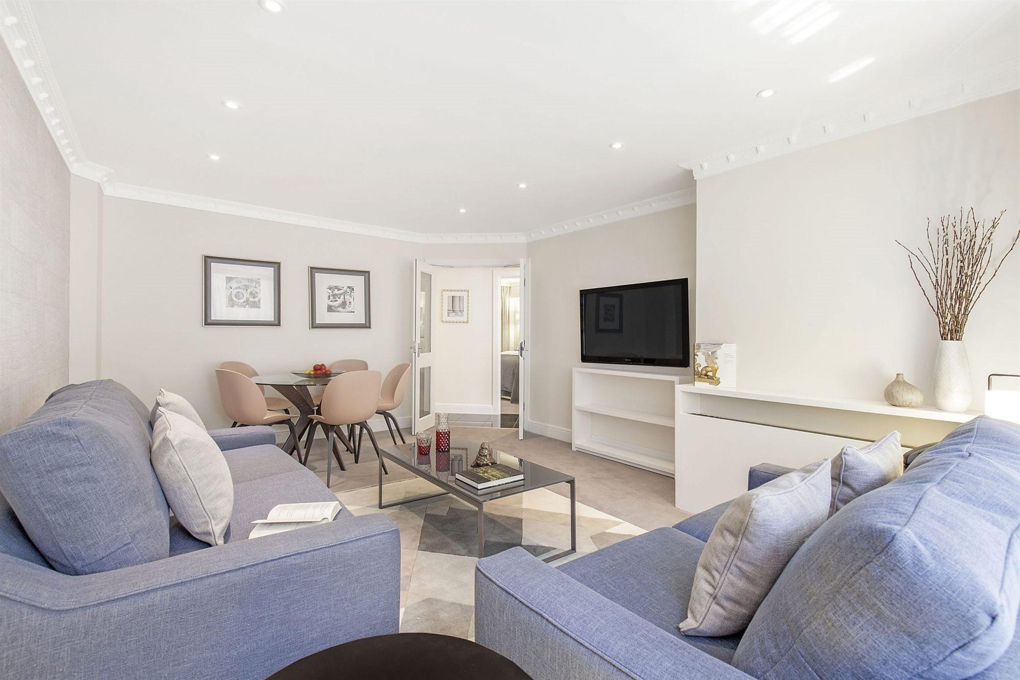 Mayfair House Aparthotel
