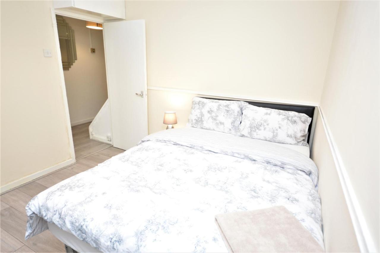 Zone 1, 3bedroom Maisonette With A View Leilighet London