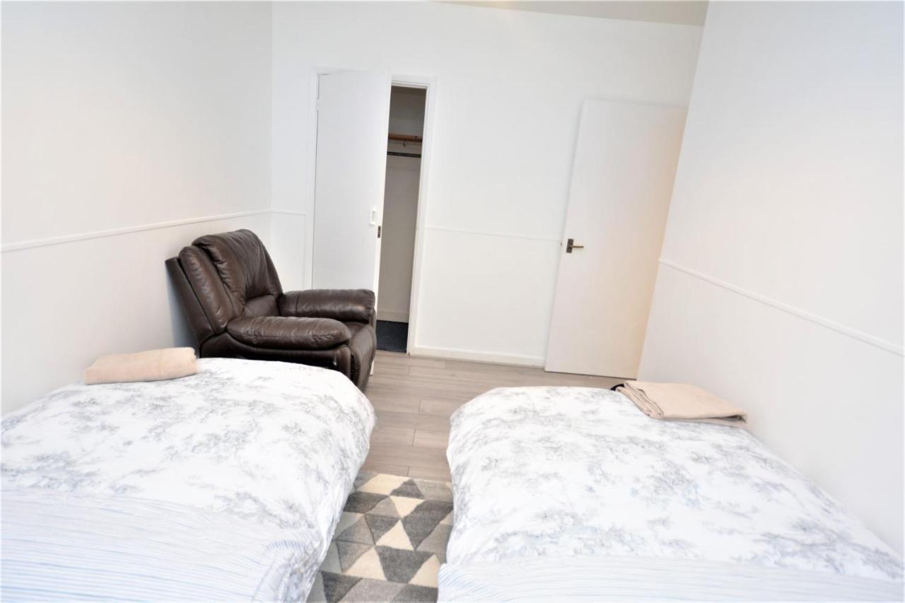 Zone 1, 3bedroom Maisonette With A View Leilighet London