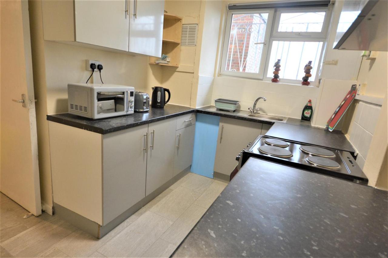 Zone 1, 3bedroom Maisonette With A View Leilighet London