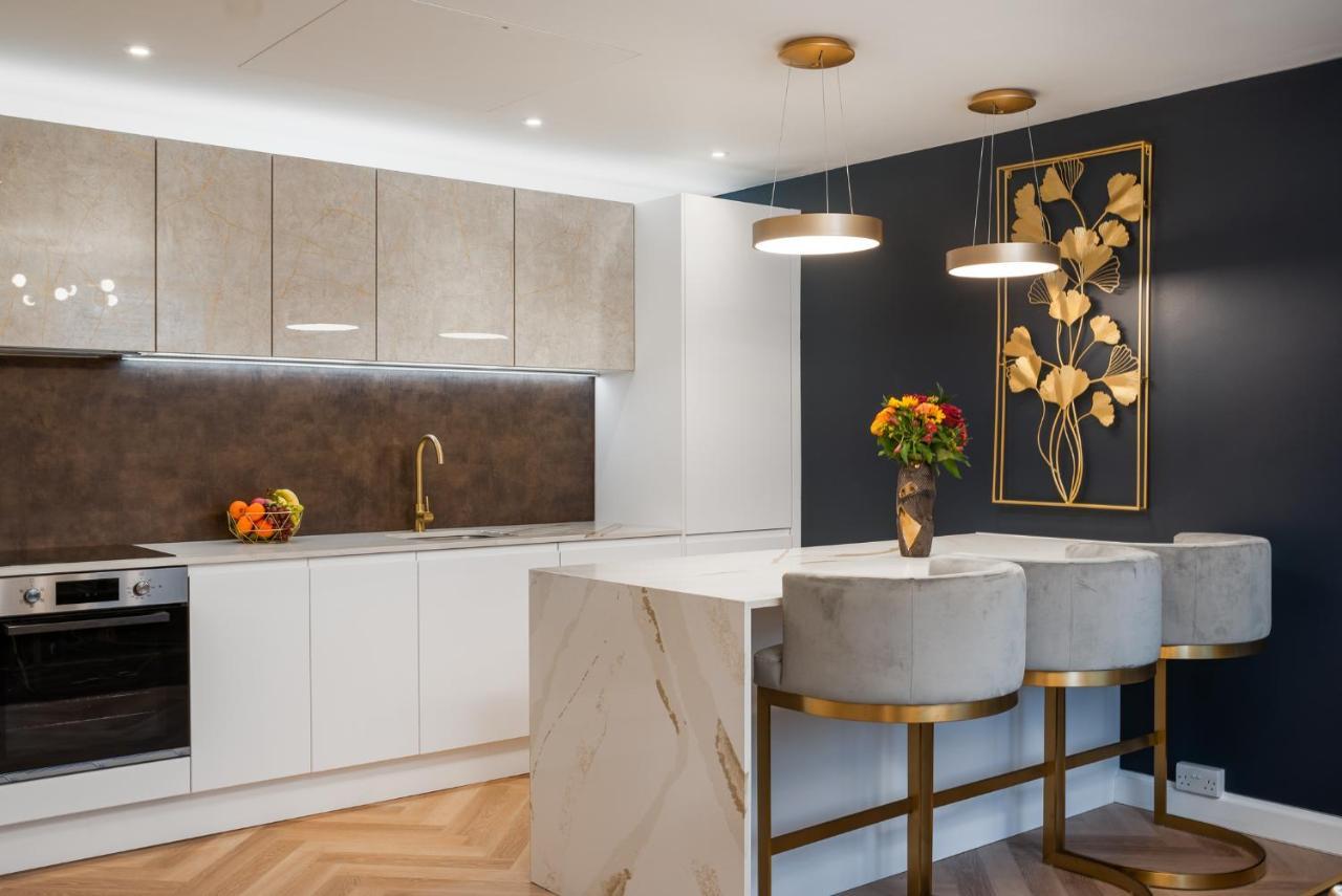 London's Modern Nuance - Battersea London